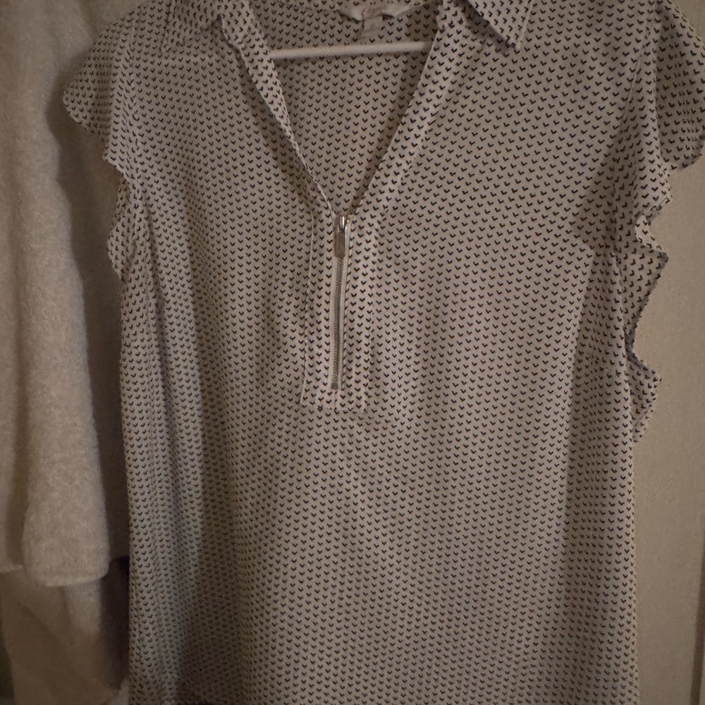 Candie's Monochrome Zip-Front Blouse